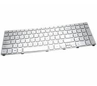 Tastatura laptop Dell Inspiron 17 7737 gri fara rama cu iluminare layout US