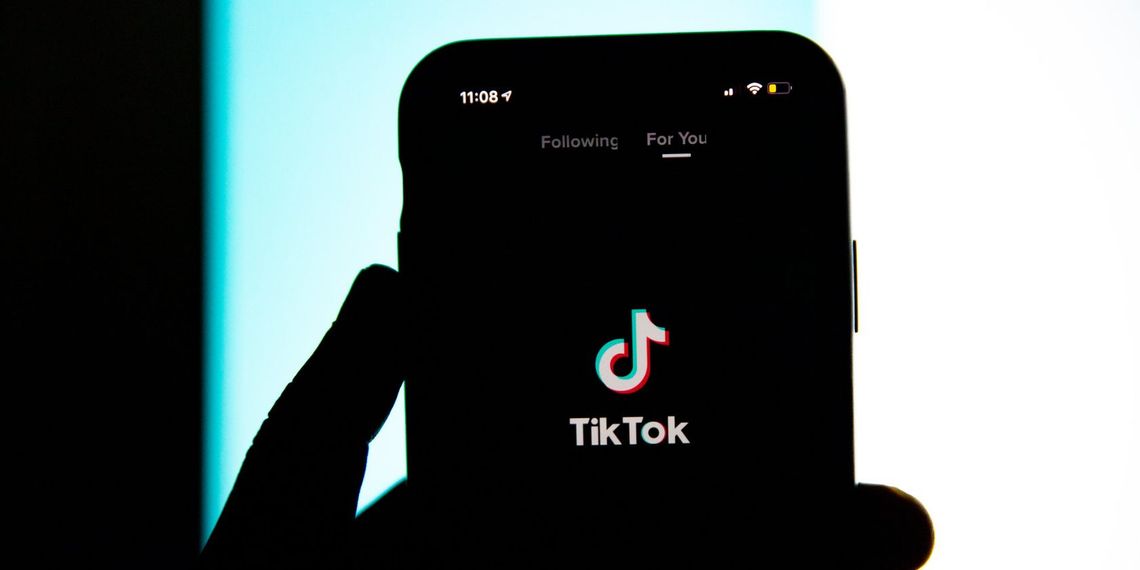 TikTok Clear Mode: Cum sa vizionati videoclipuri fara distragere si fara butoanele care va blocheaza ecranul