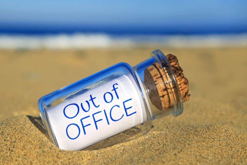 Trimiterea de raspunsuri automate „absent de la birou” (OUT OF OFFICE) din Outlook