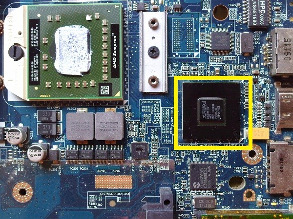 Vezi se repara un chip video de laptop - Reballing