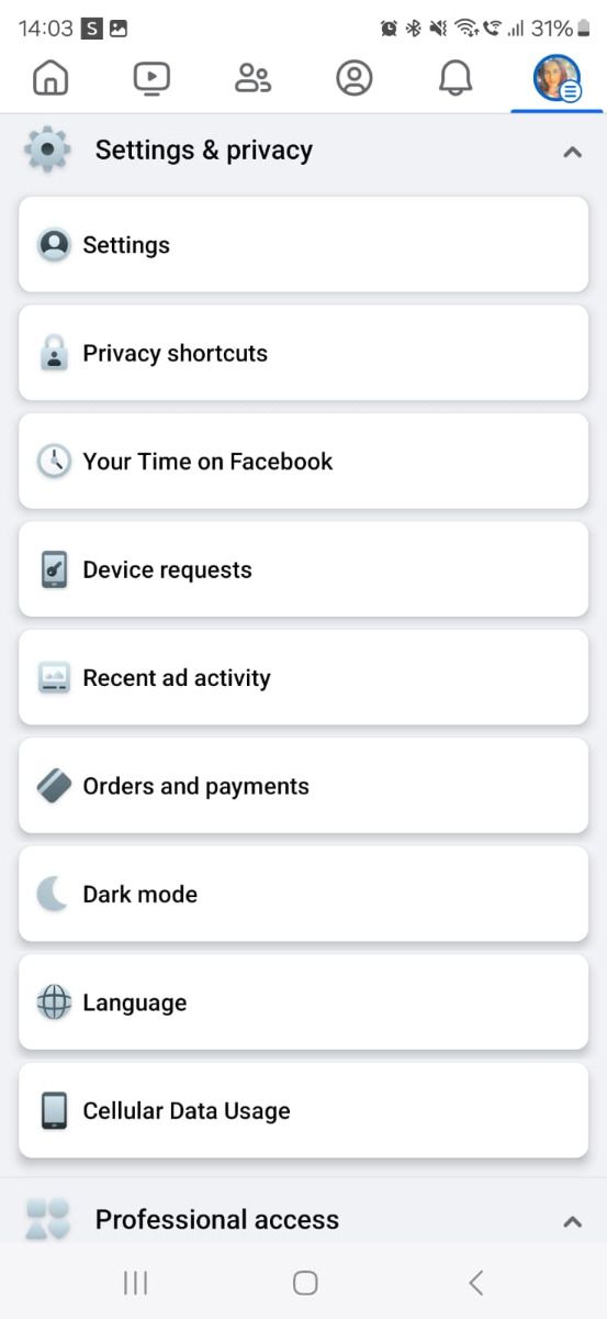 Te-ai săturat de linkuri deschise cu browserul nativ al Facebook? Îţi spunem cum îl poţi dezactiva – update 2024