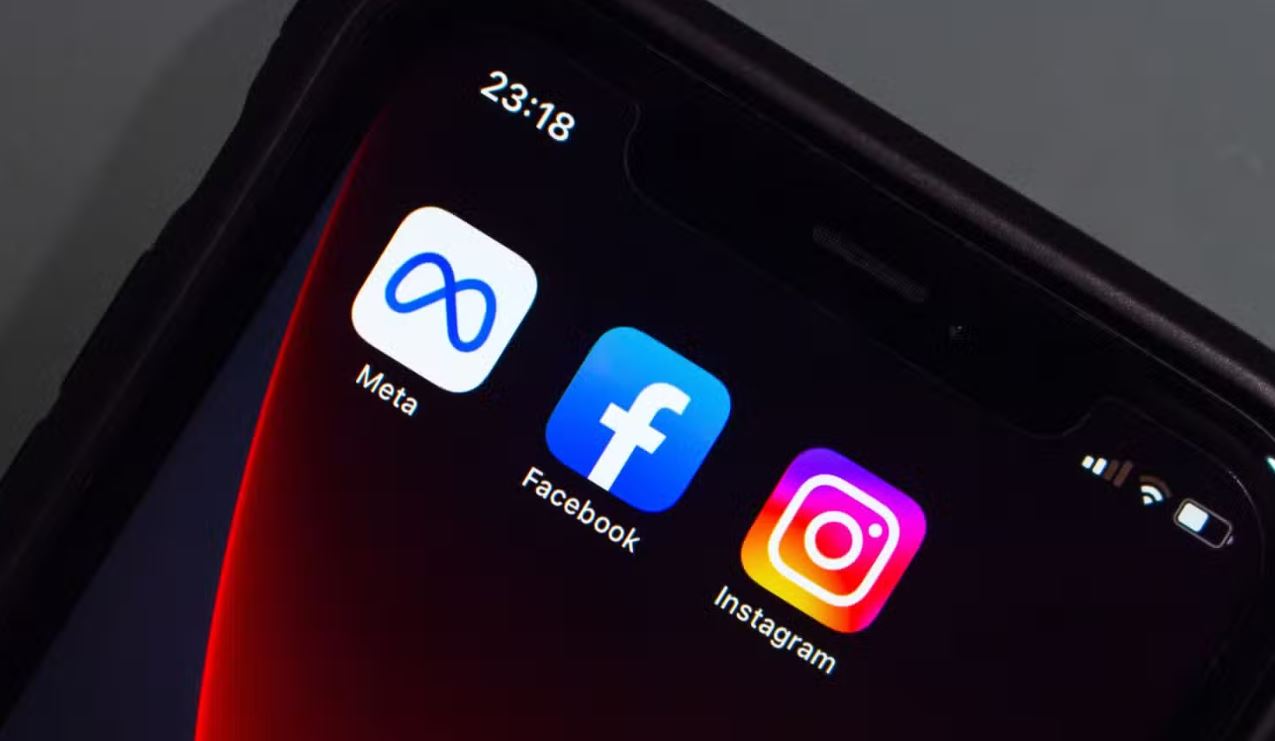 De ce Facebook a rămas atât de popular de atât de mult timp?